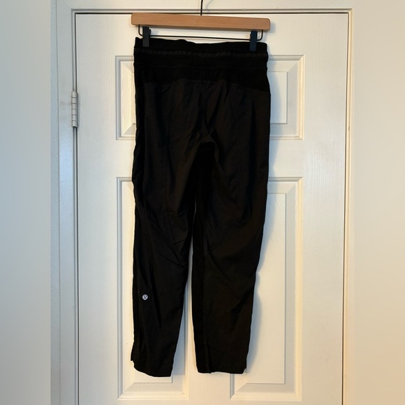 Lululemon dance studio cropped pants size 4 - Picture 6 of 7